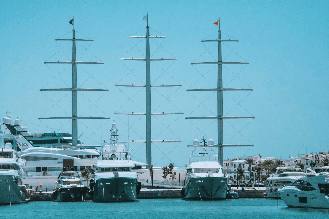 How to Host a Memorable Boat Party in Ibiza