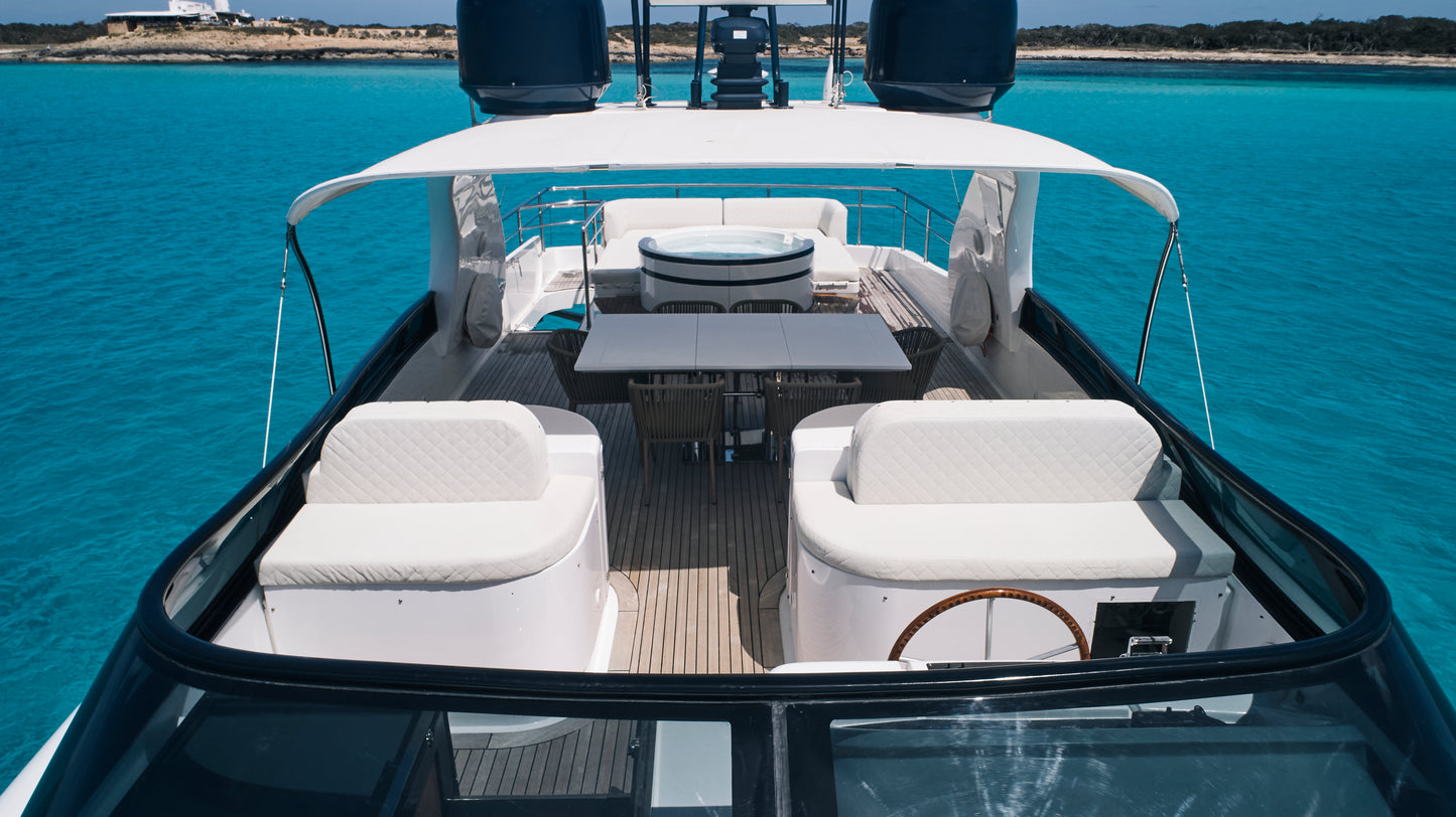 MAIORA 99 | "Lady KC"