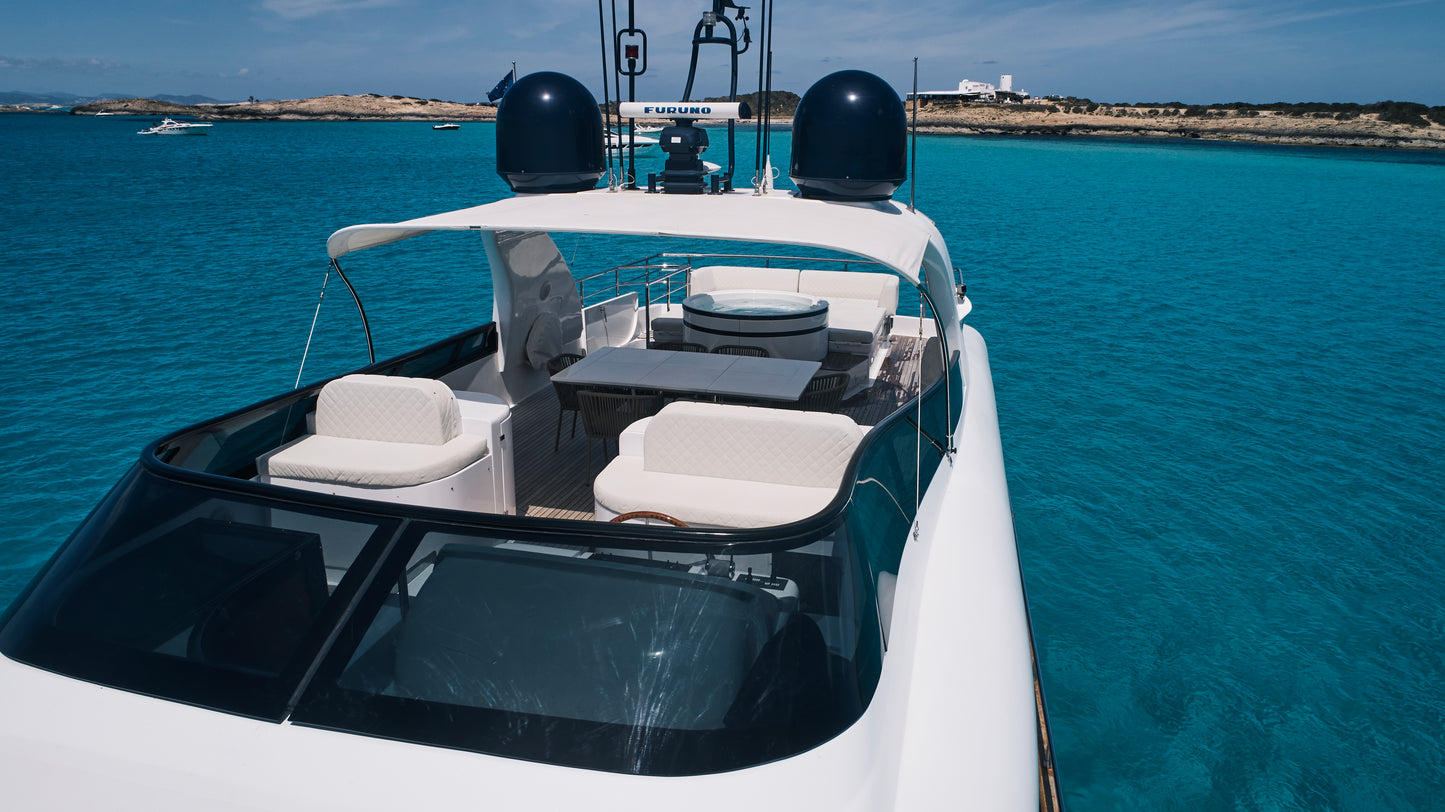 MAIORA 99 | "Lady KC"