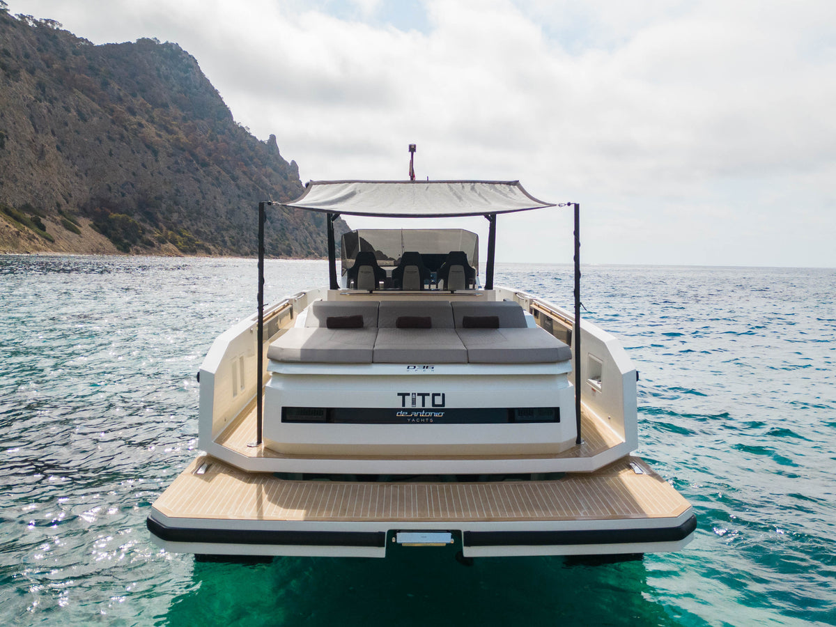 DE ANTONIO D36 | "Tito"