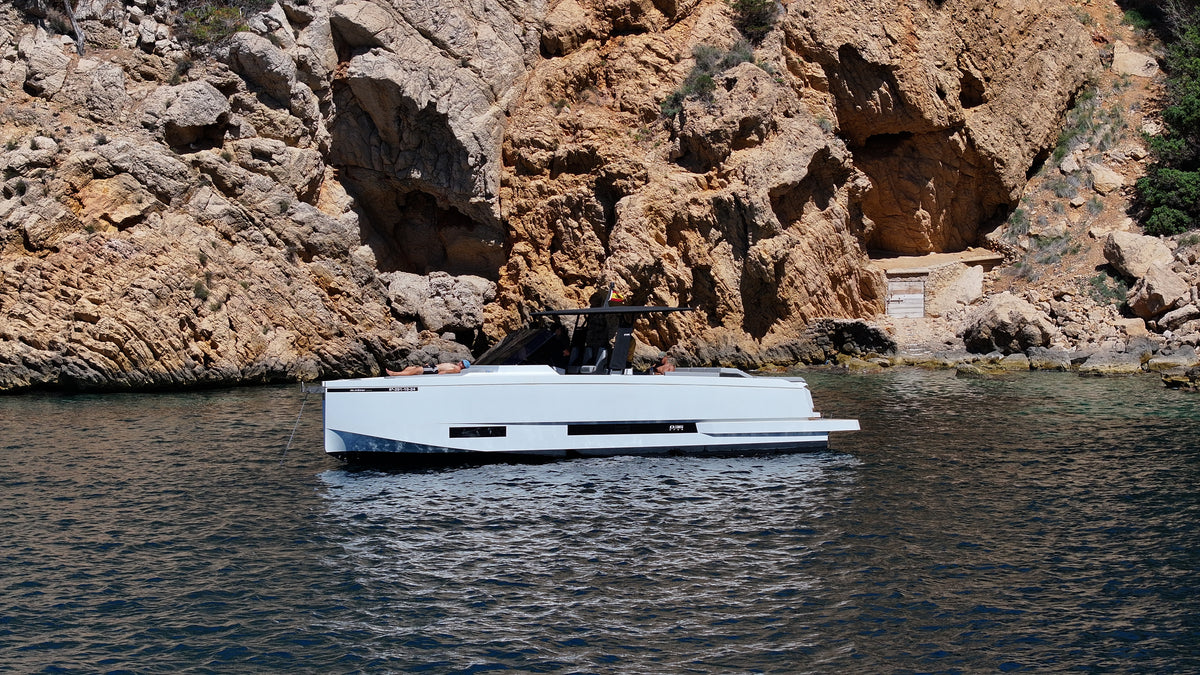 DE ANTONIO D36 | "Pleamar"