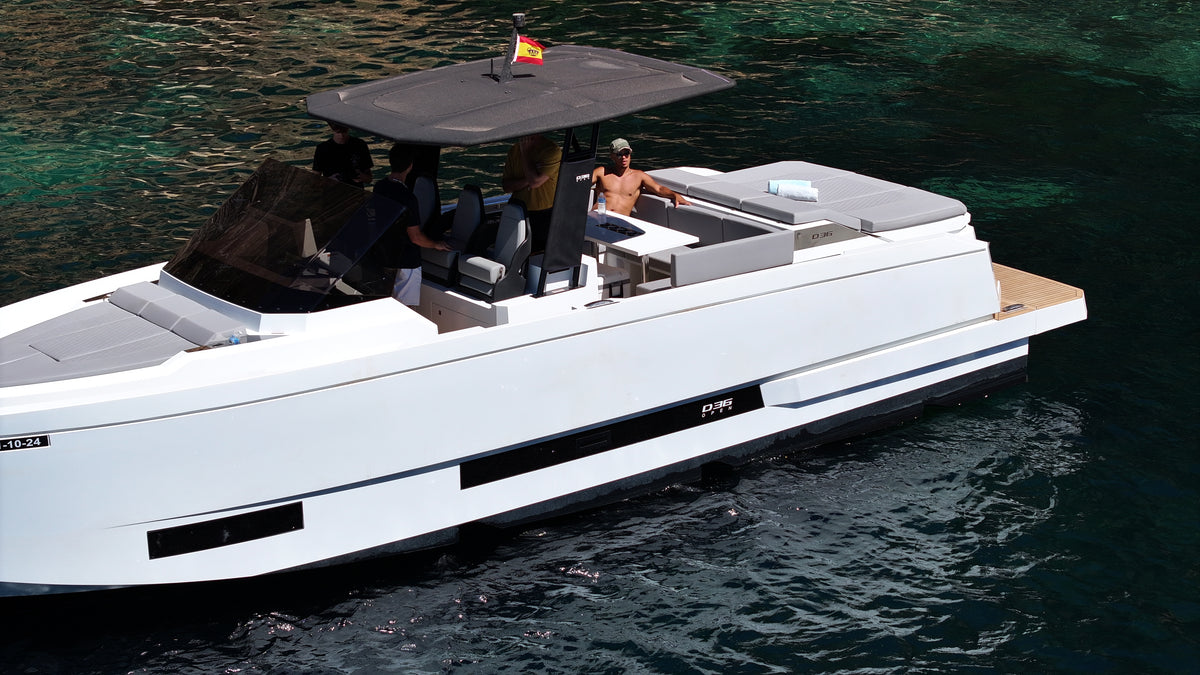 DE ANTONIO D36 | "Pleamar"