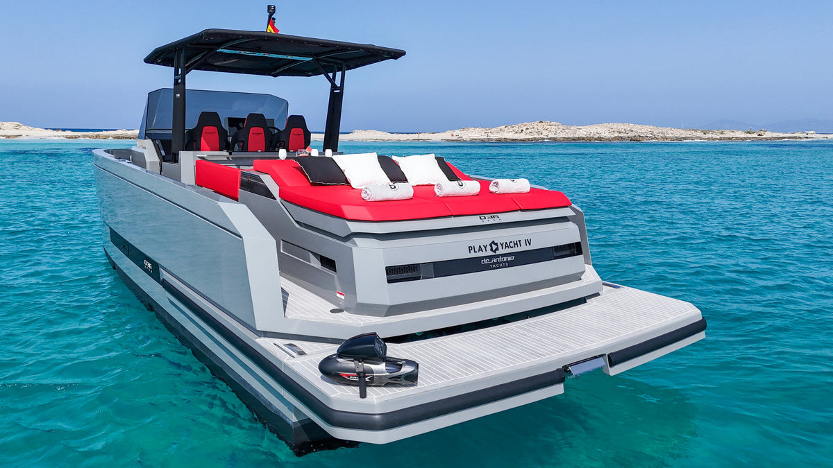 DE ANTONIO D36 | "PlayYacht IV"