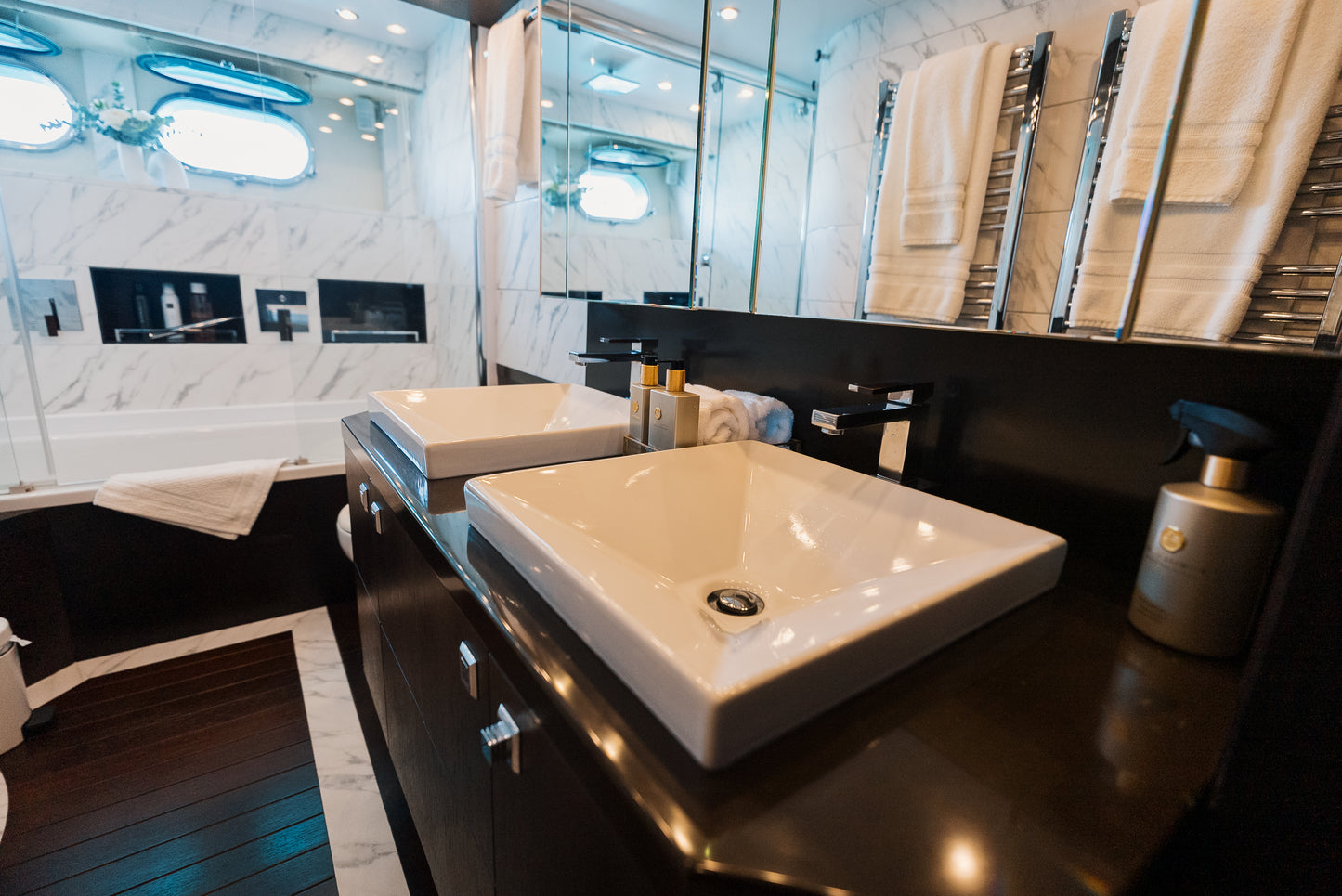 MAIORA 99 | "Lady KC"