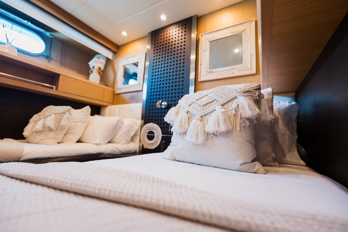 MAIORA 99 | "Lady KC"