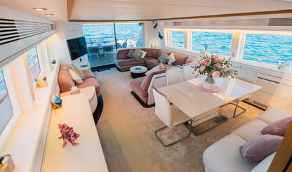 MAIORA 99 | "Lady KC"