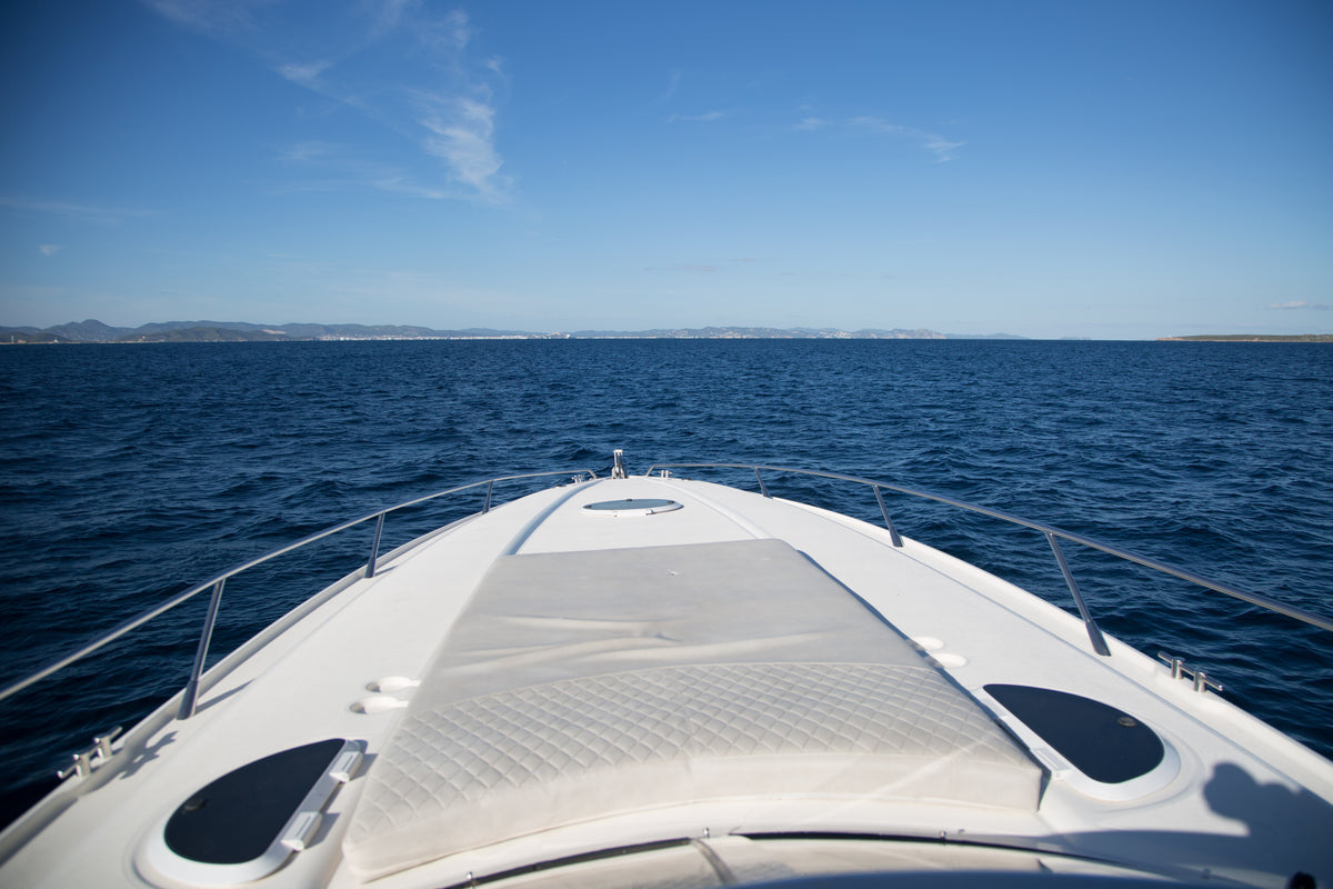 SUNSEEKER SUPERHAWK 48 | "Watch Me"