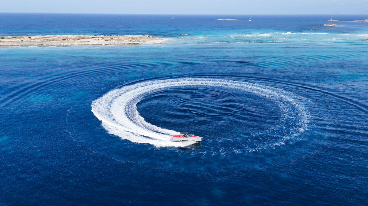 DE ANTONIO D36 | "PlayYacht IV"