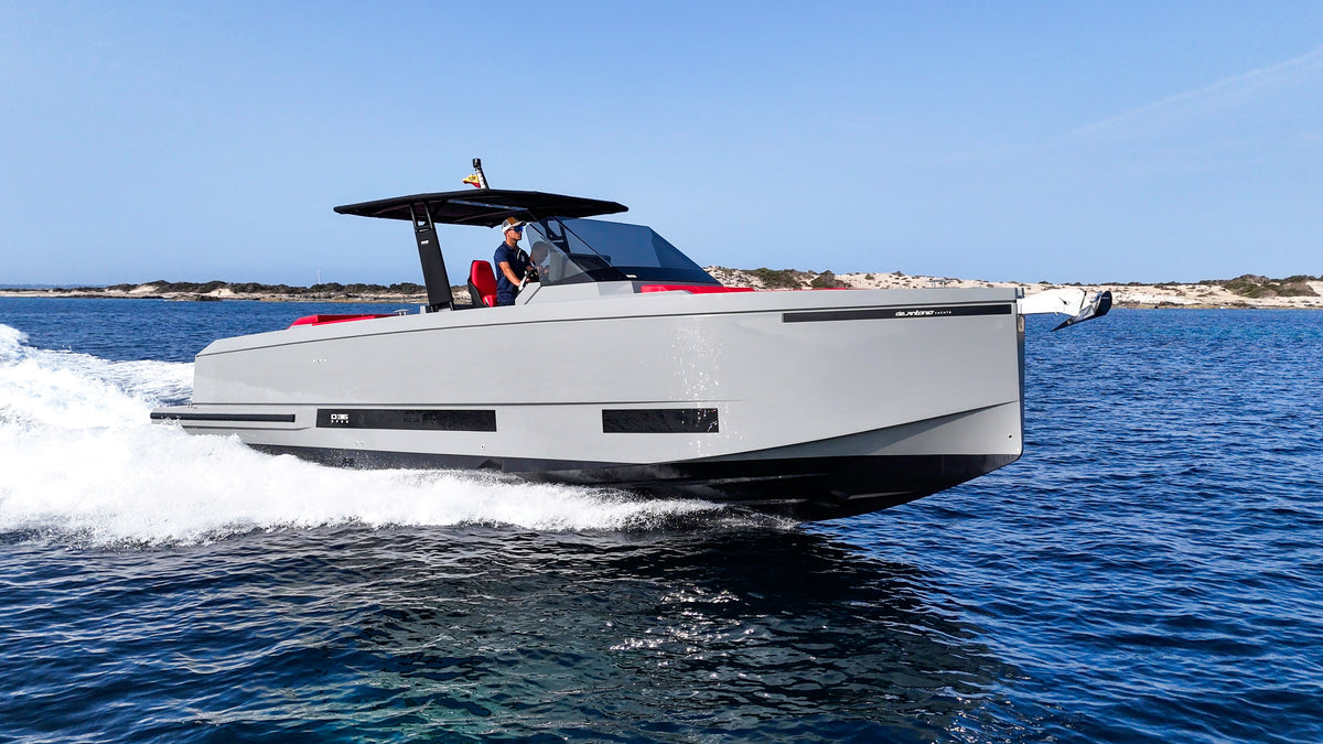 DE ANTONIO D36 | "PlayYacht IV"